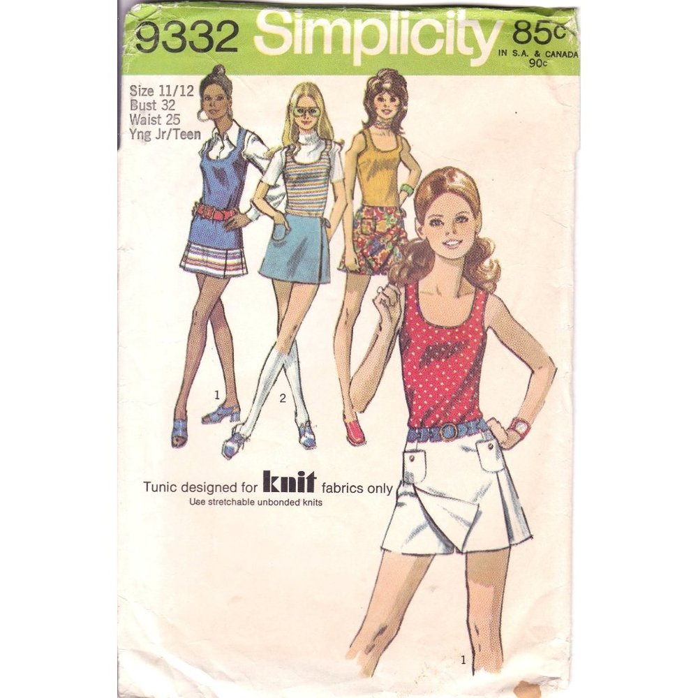 Vintage Sewing PATTERN Simplicity 9332, Young Junior Teen 1971 Scooter Skirt